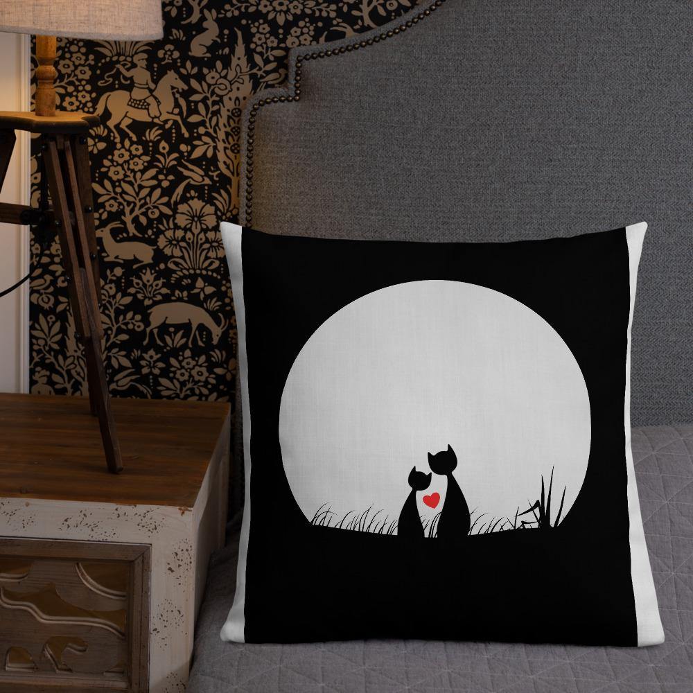 Cats in Love Throw Pillow - Schoppix Gifts