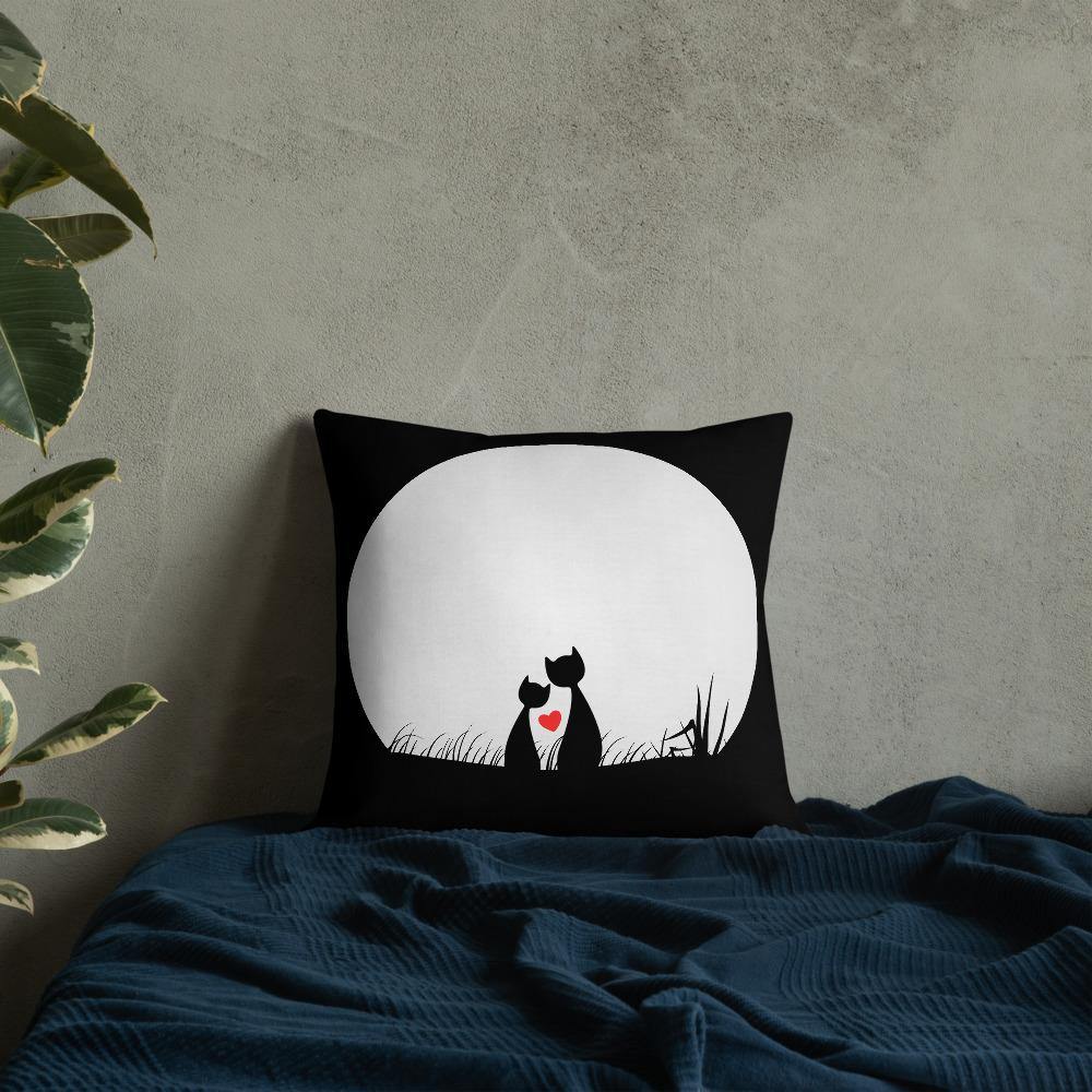 Cats in Love Throw Pillow - Schoppix Gifts
