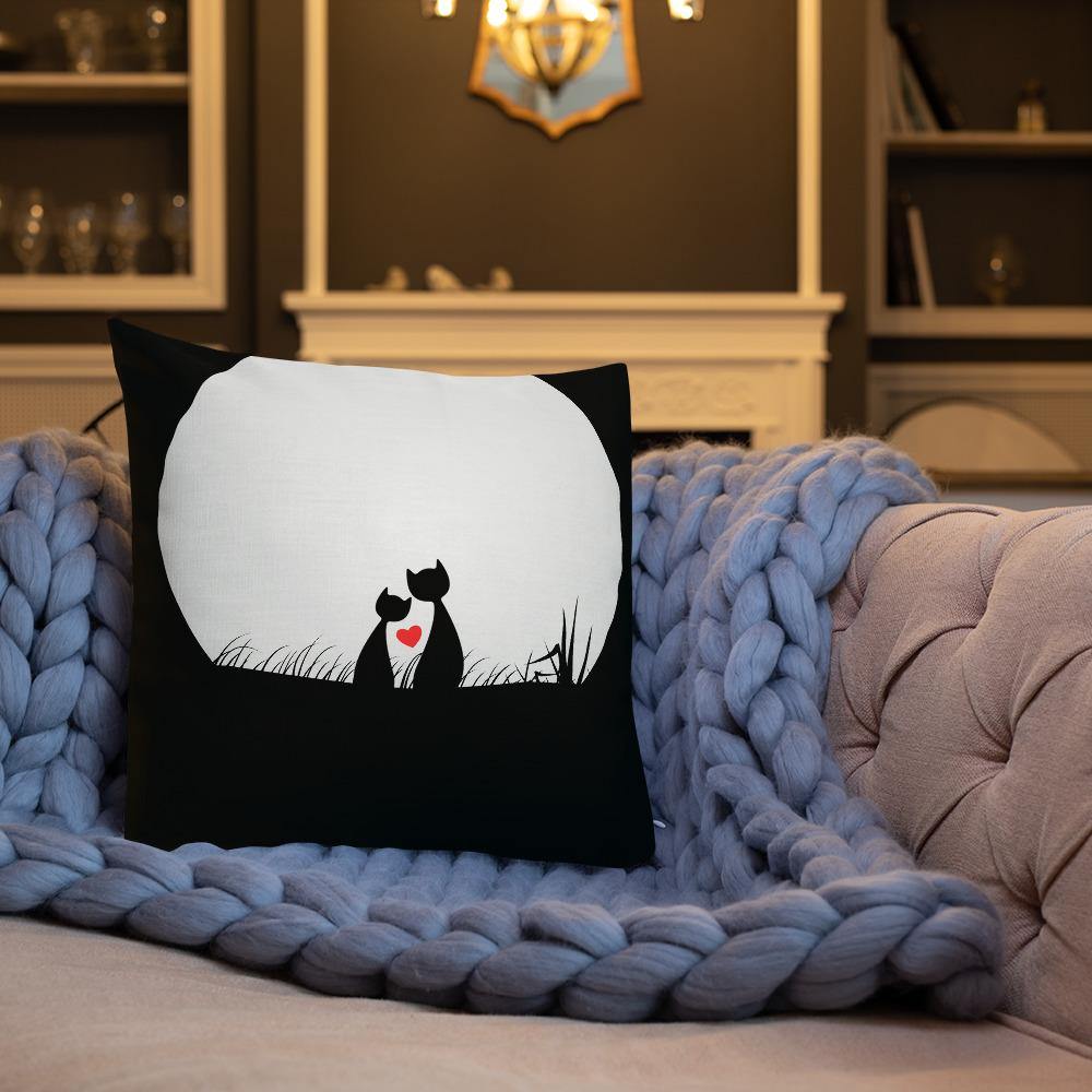Cats in Love Throw Pillow - Schoppix Gifts