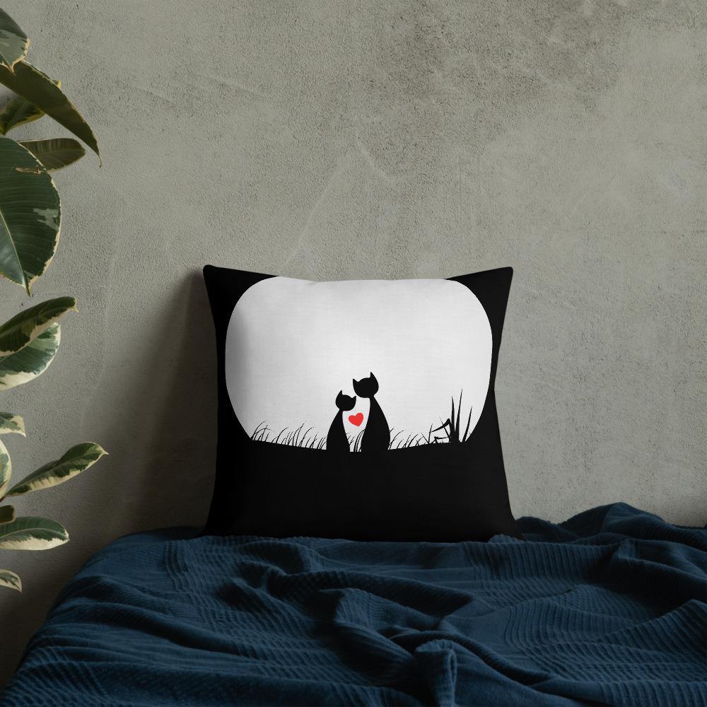 Cats in Love Throw Pillow - Schoppix Gifts