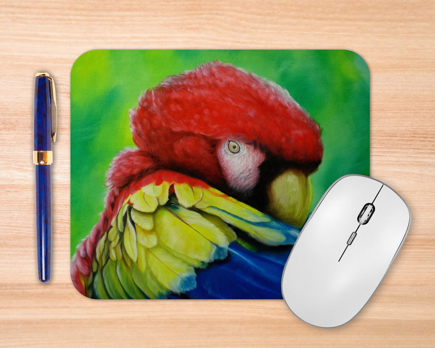 Beautiful Macaw Art Rubber Mousepad