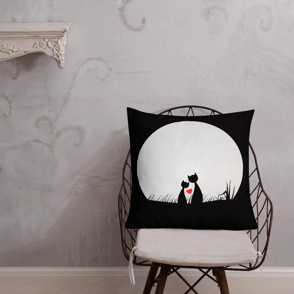 Cats in Love Throw Pillow - Schoppix Gifts